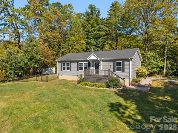 36 Tempie Ln, Arden, NC 28704