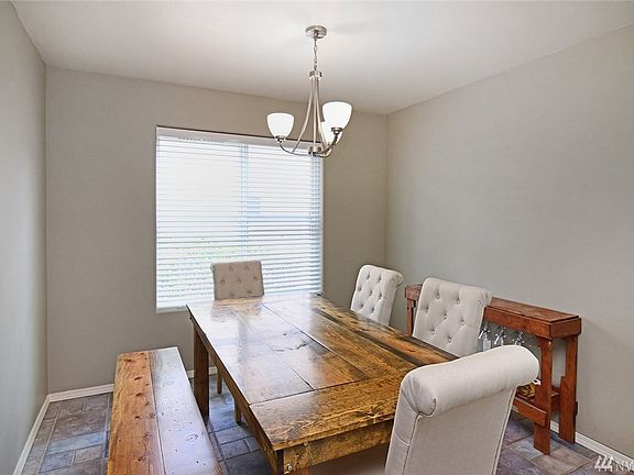4th image of 26413 Apple Jack Ln NE