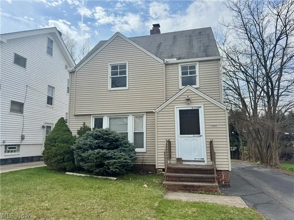 4868 E 88th St, Garfield Heights, OH 44125