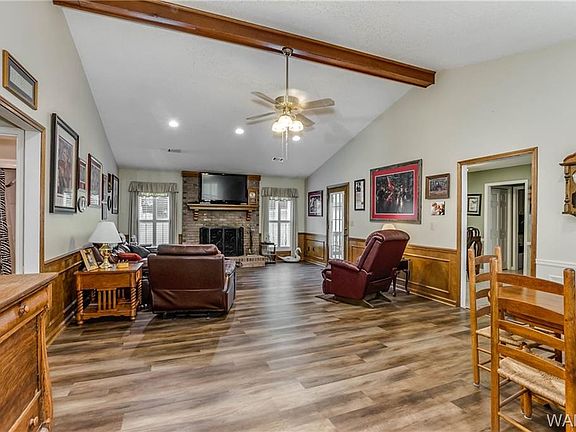 4th image of 7205 Harperwood St
