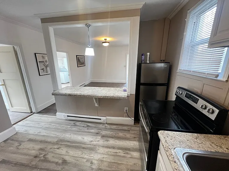 375 Lincoln Blvd #1 — Photo 8
