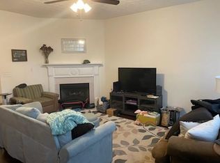 2748 Heathrow Dr, Lawrenceville, GA 30043