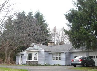 115 Girdle Rd, East Aurora, NY 14052