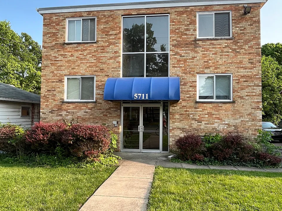 5711 Bramble Ave #1