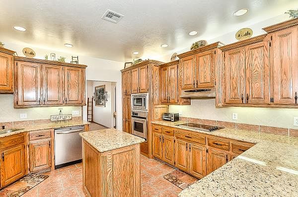 1st image of 31347 Santa Fe Ave
