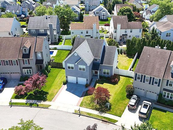 4th image of 15 Nottingham Way