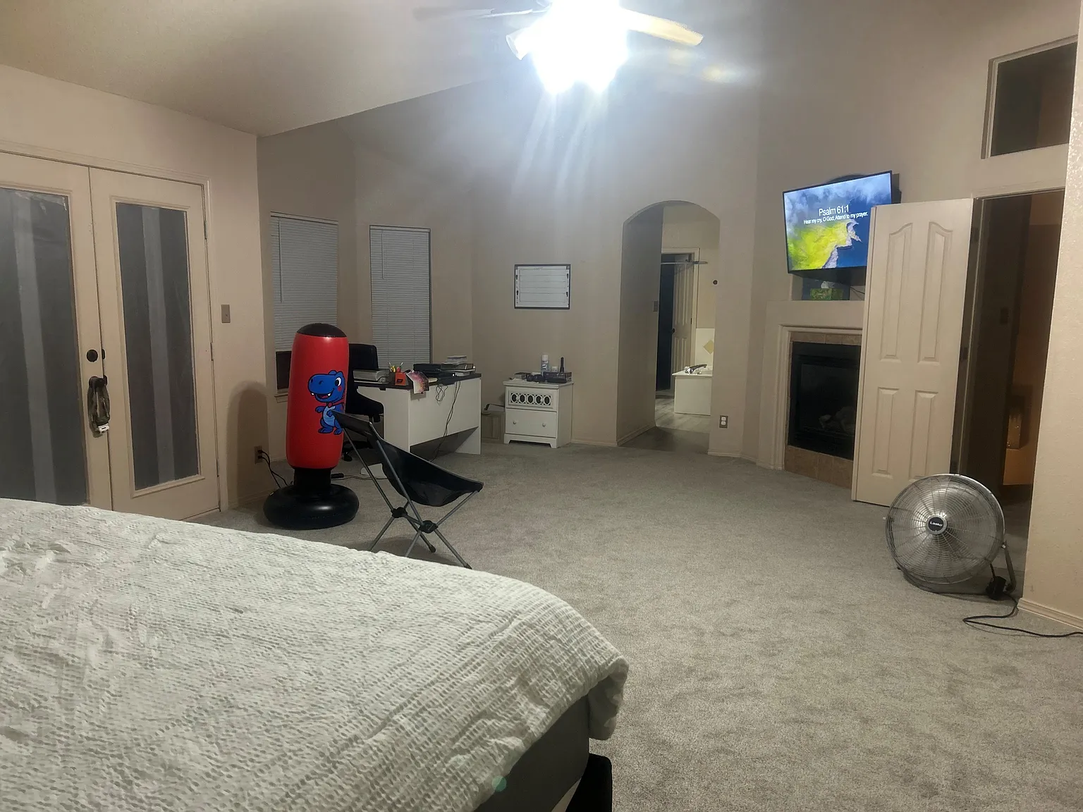 5 bed, 7287 sqft, $2,300 — Photo 4