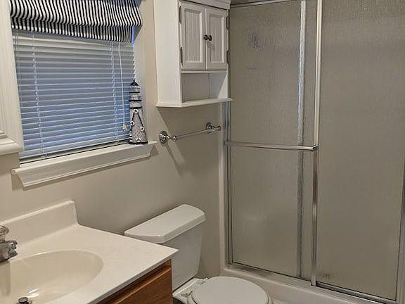 5th image of 804 Plymouth Pl #C