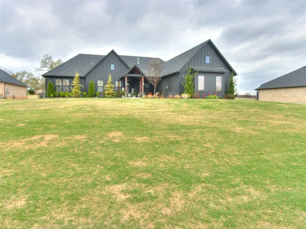 53 N Oaks Rd, Harrah, OK 73045