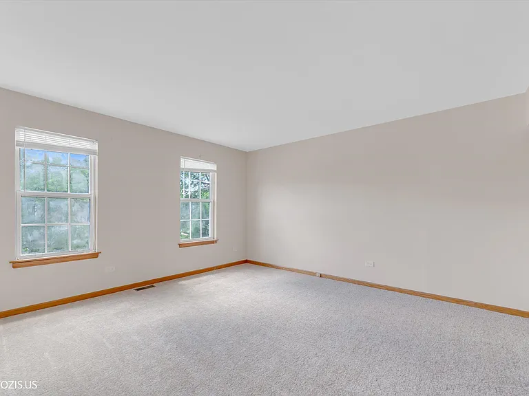 1906 Armwood Ln — Photo 31