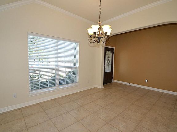 5th image of 29015 Erica Lee Ct