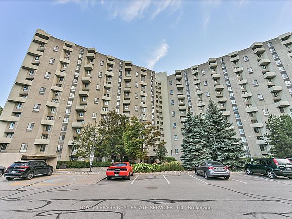 4th image of 284 Mill Rd #E1