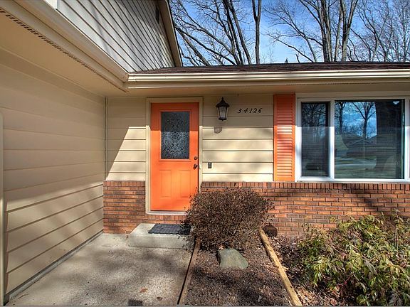 2nd image of 34126 Gail Dr