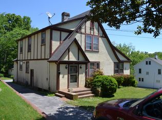 409 College Cres, Staunton, VA 24401