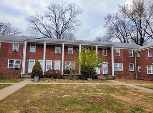 90 Marilyn Pl #J4, Clifton, NJ 07011