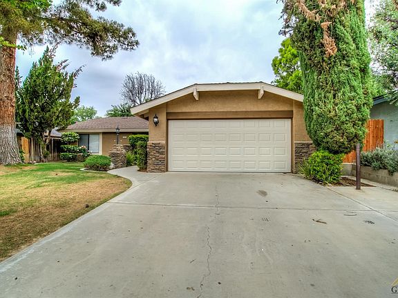 3rd image of 5808 Diamond Oaks Ave