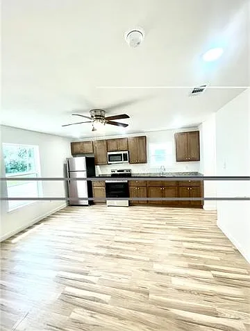 2232 Franklin Ave #A — Photo 5