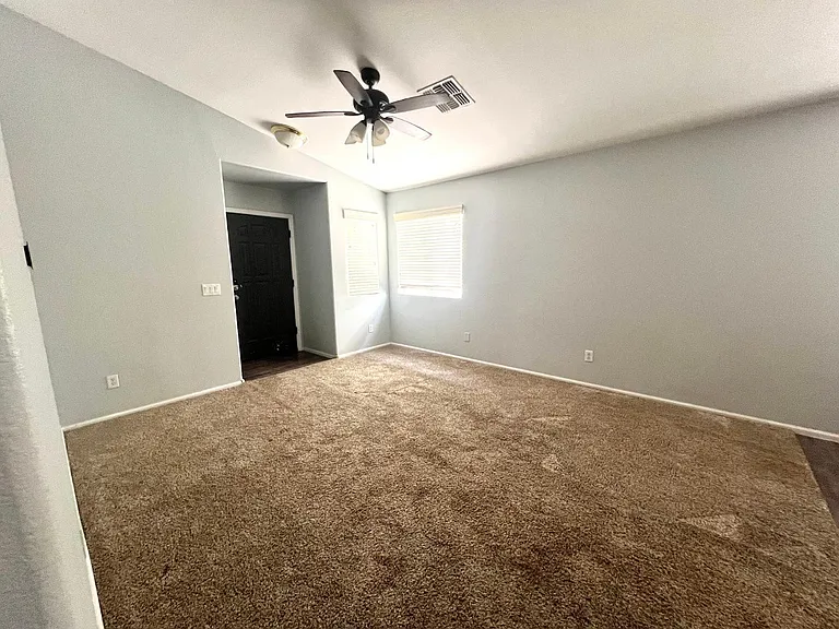28496 N Dolomite Ln — Photo 5