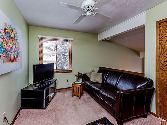 4th image of 5433 Hyland Courts Dr