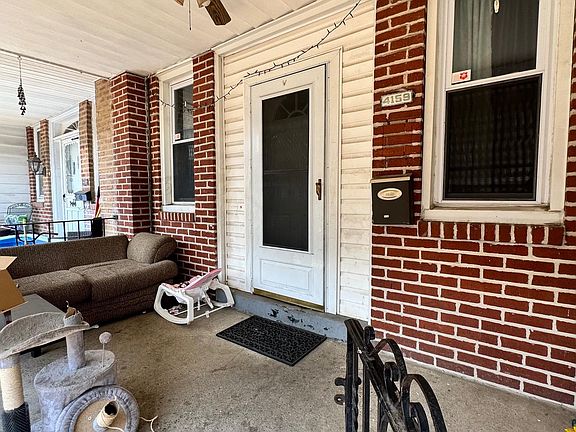 2nd image of 4159 Gilham St