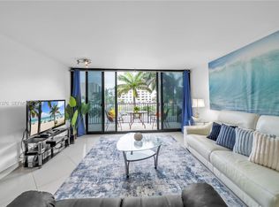 Quadomain, Hollywood, FL 33019