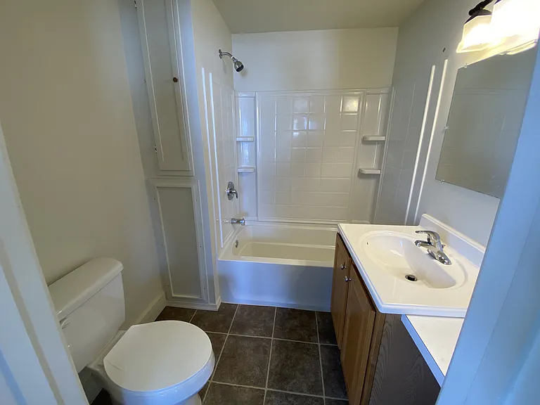 229 Valley St #1 — Photo 6