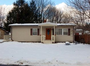 11 Edwards St, Fallsburg, NY