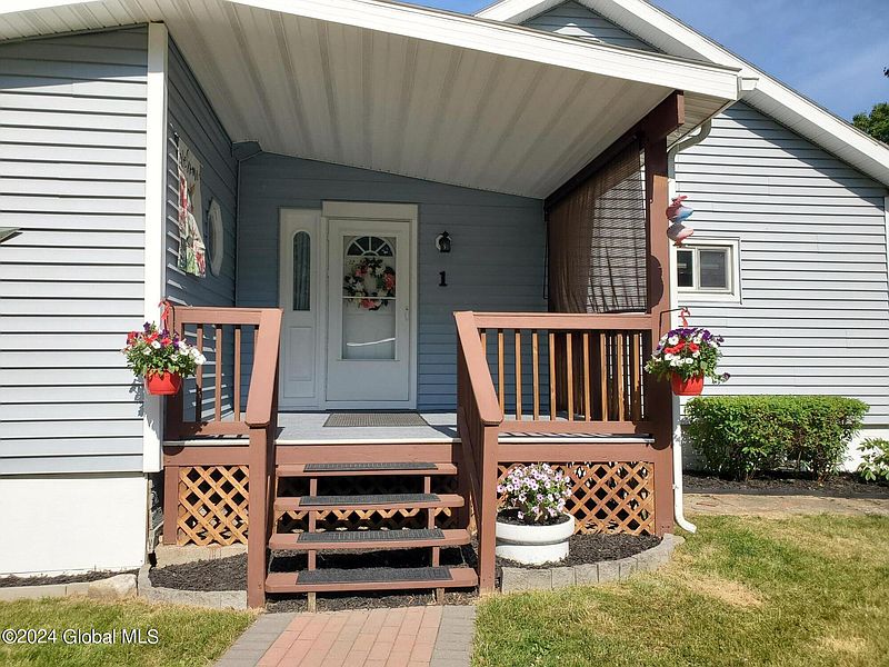 2nd image of 1 Clifton Pines Drive