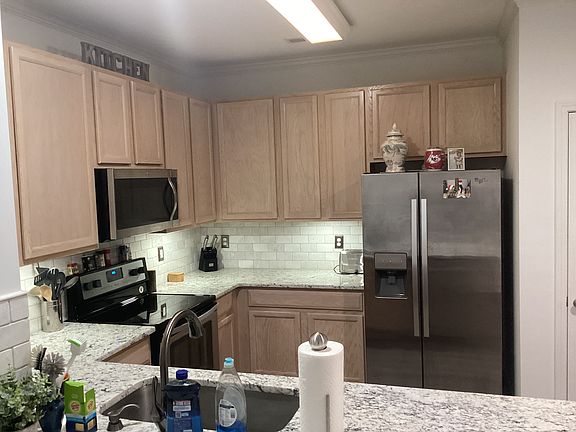3rd image of 8327 Martello Ln