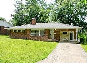 1st image of 804 S Skyline Dr