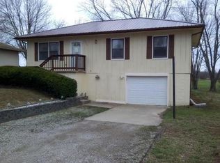 608 Clover Dr, Clinton, MO 64735