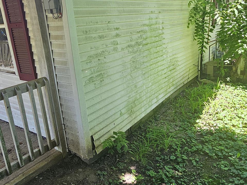 1st image of 90 W Douglas St