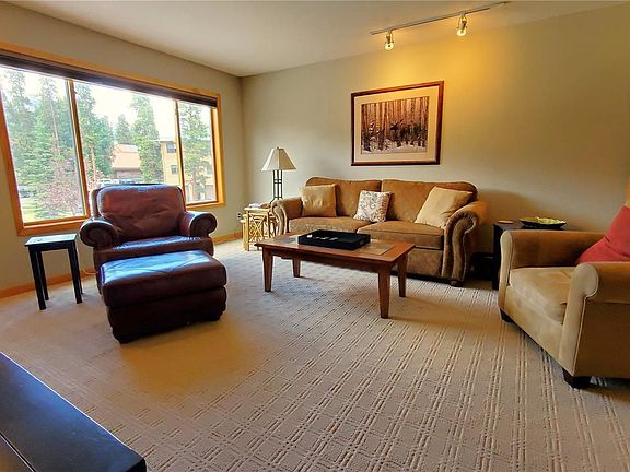 4th image of 718 Meadow Creek Dr APT D