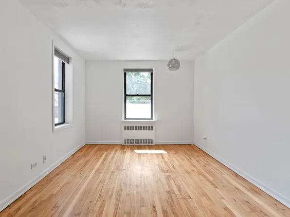 87-10 34th Avenue image 3 of 15