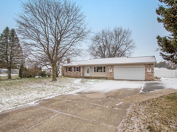 2nd image of 1705 Honeybrook Dr
