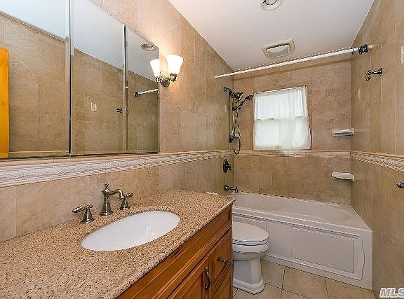 5th image of 2629 Bedell St