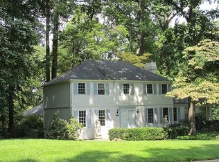 3301 Greene Countrie Dr, Newtown Square, PA 19073