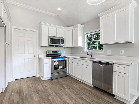 4th image of 52 Shearwater Dr
