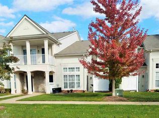 15105 Addington Dr, Walled Lake, MI 48390