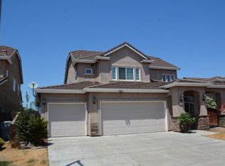 2721 Allegiance Ln, Riverbank, CA 95367