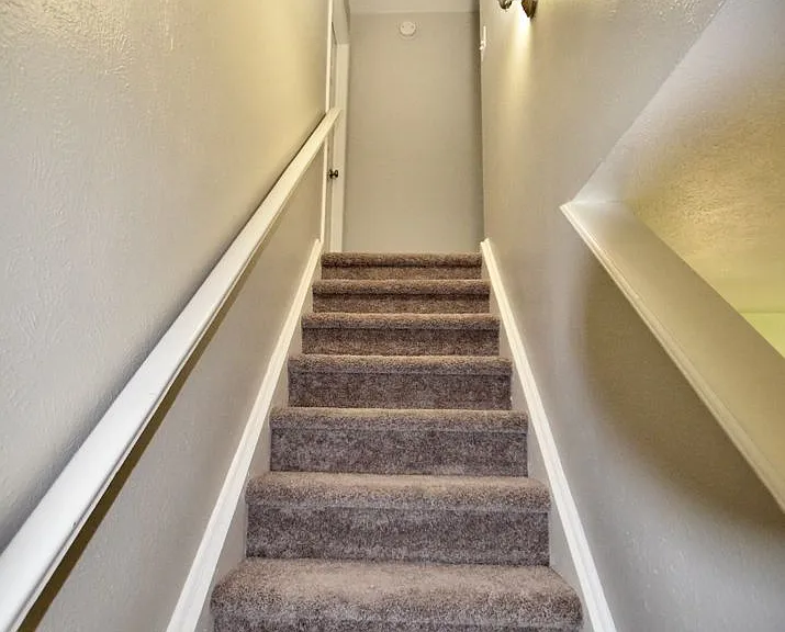 5705 S Pearl St — Photo 10