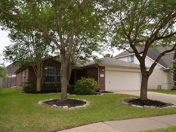 4th image of 3127 Oakwood Run Dr