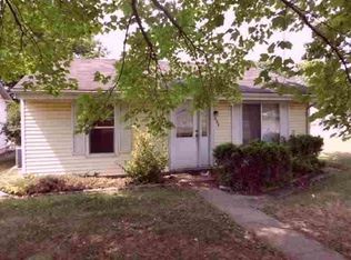 202 Drake Rd, Kendallville, IN 46755