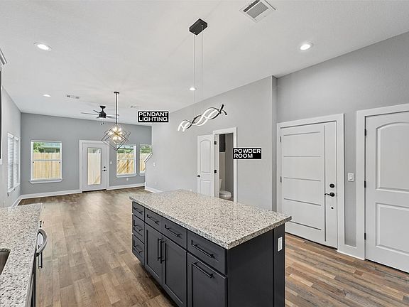 4th image of 7704 Sealey St