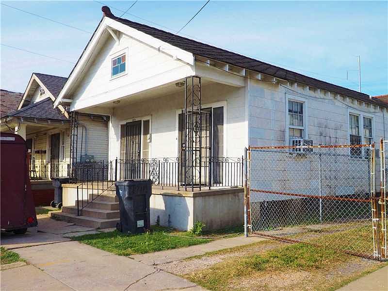 1st image of 2713 N Roman St