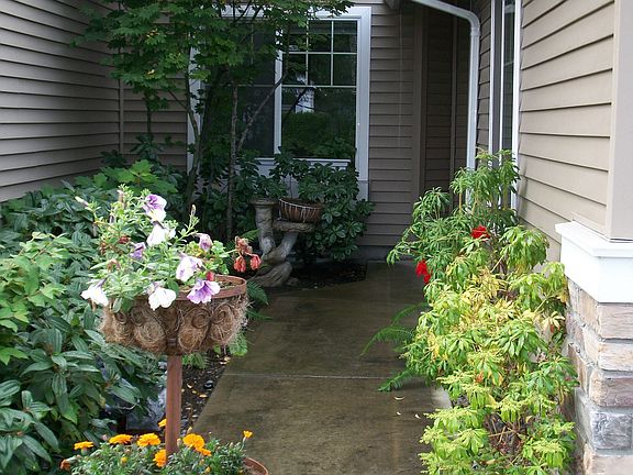 2nd image of 1236 65th St Se 103 #103