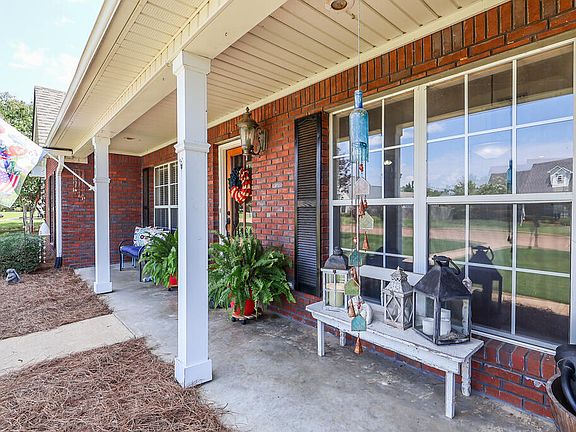 4th image of 303 Ohara Dr
