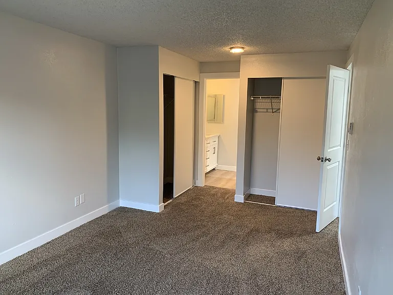 1816 Maple Ln #F38 — Photo 3