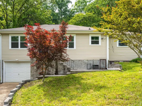 3857 Fairfax Dr, Chattanooga, TN 37415