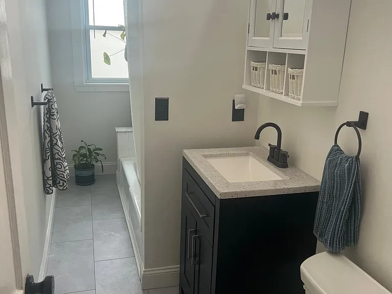 94 Overland Rd #2 — Photo 8